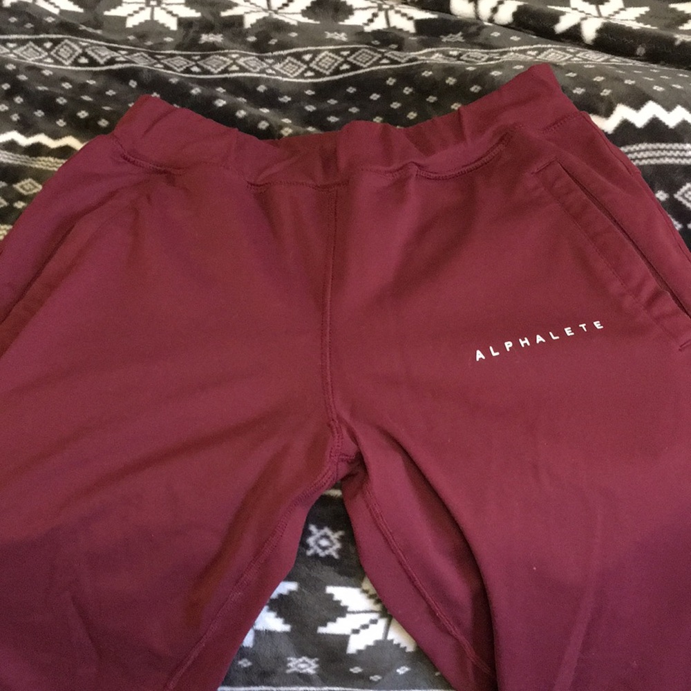 Alphalete joggers